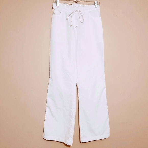 Grey's Anatomy | Women's White Medical Scrubs Pants (Size XS) - Picture 2 of 14